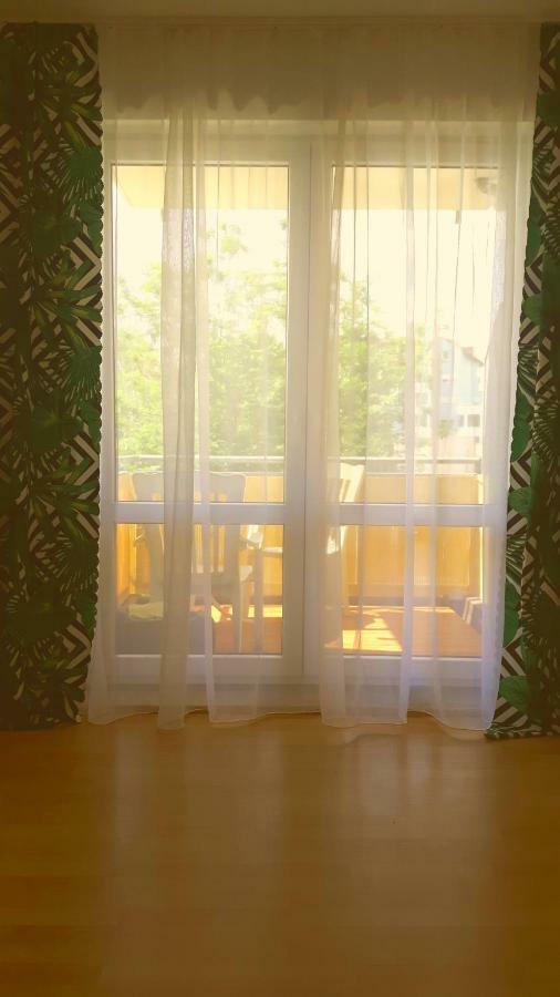 Schoene Ferienwohnung. Naehe Playmobil Und Messe Nbg Fürth 外观 照片
